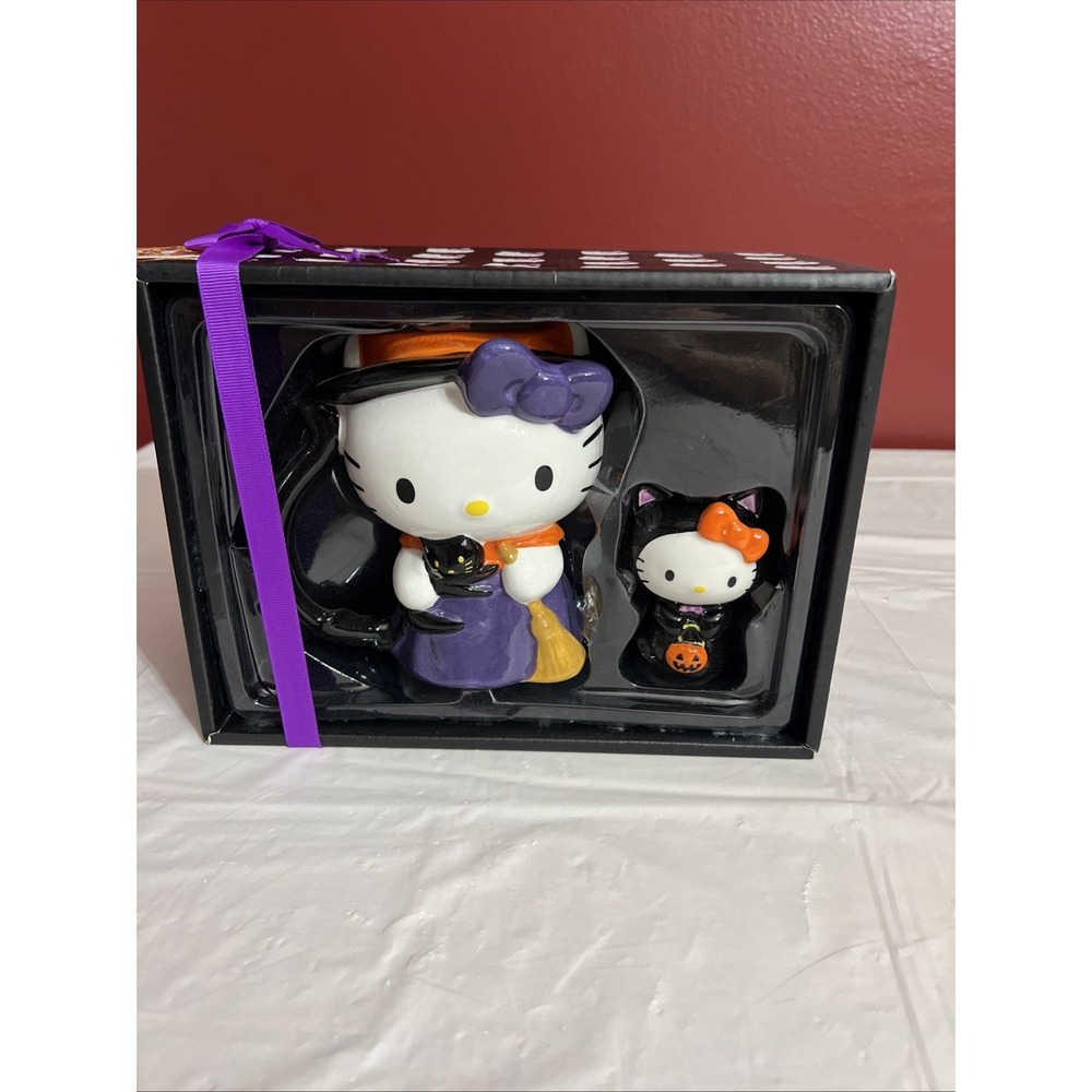 Hello Kitty Halloween Mug And Figurine Set